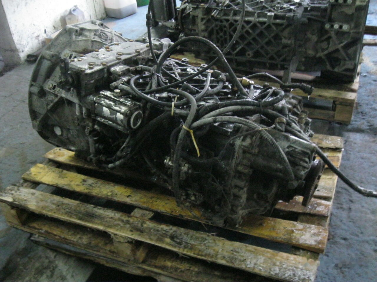 ZF 16S221   DAF XF 95 - Gearkasse for Lastbil: billede 2 ZF 16S221   DAF XF 95 - Gearkasse for Lastbil: billede 2