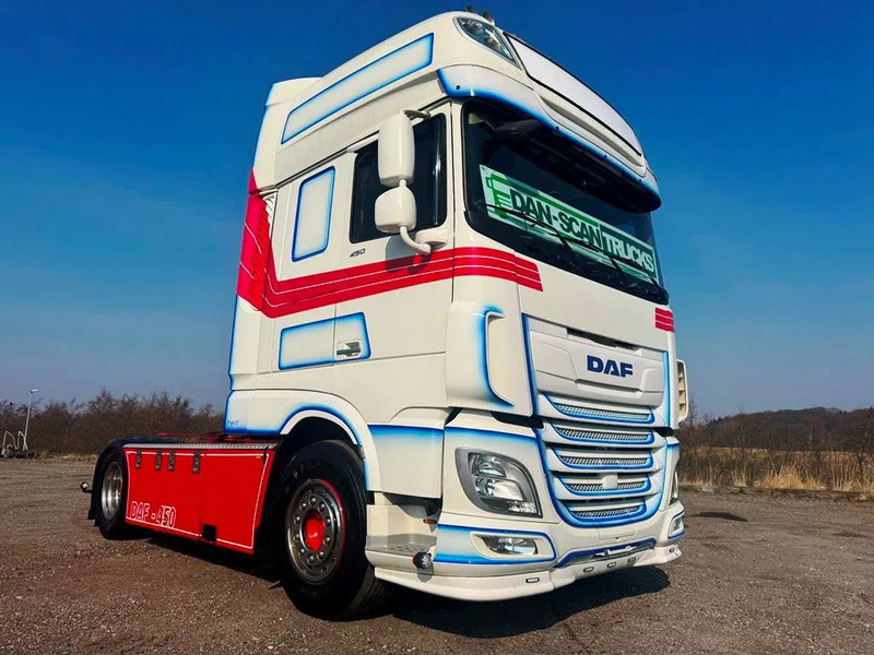 DAF XF 450 DAF XF 450 Special Interior. 706000 km. Euro 6 - Trækker: billede 2 DAF XF 450 DAF XF 450 Special Interior. 706000 km. Euro 6 - Trækker: billede 2