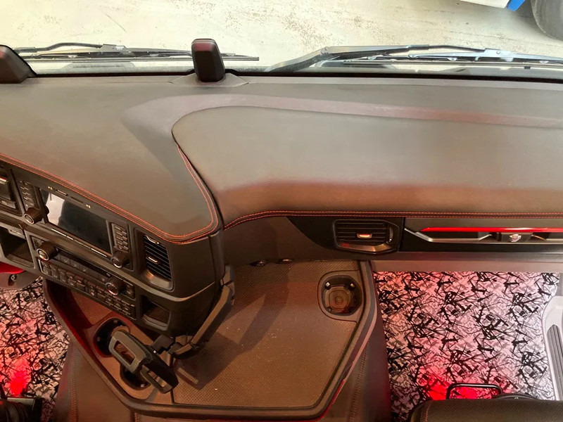 Trækker Scania R660 V8 NGS Show Truck . Speciel Interior. Air / Air suspension. Hydr. system: billede 15 Trækker Scania R660 V8 NGS Show Truck . Speciel Interior. Air / Air suspension. Hydr. system: billede 15