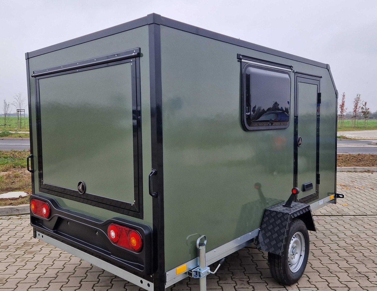 MiniCAMP do lasu na ryby minikempingowa przyczepa wyprawowa - Campingvogn: billede 3 MiniCAMP do lasu na ryby minikempingowa przyczepa wyprawowa - Campingvogn: billede 3