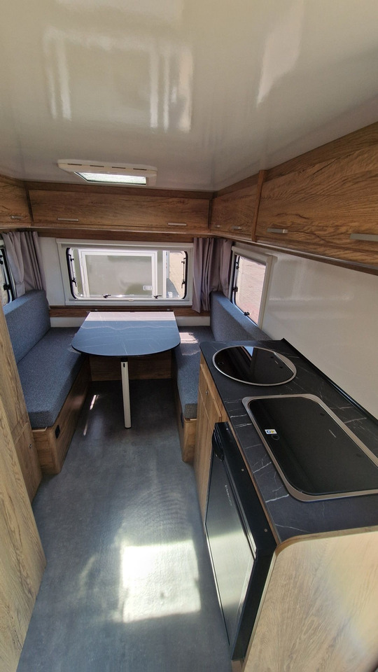 N-LAZUR Niewiadów Nowa Przyczepa Kempingowa dla 4 osób z Łazienką - Campingvogn: billede 1 N-LAZUR Niewiadów Nowa Przyczepa Kempingowa dla 4 osób z Łazienką - Campingvogn: billede 1