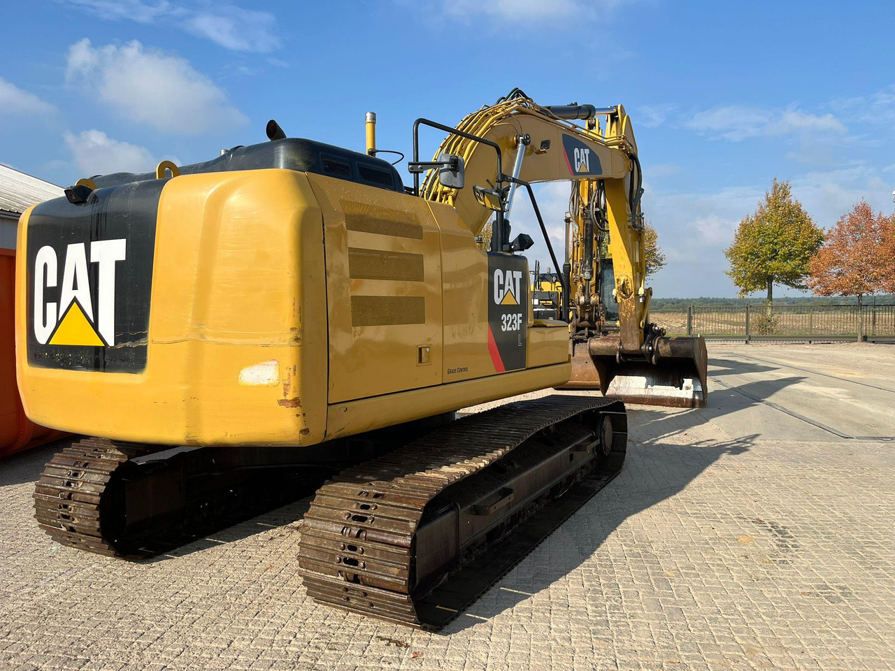 Caterpillar 323FL - Bæltegravemaskine: billede 1 Caterpillar 323FL - Bæltegravemaskine: billede 1