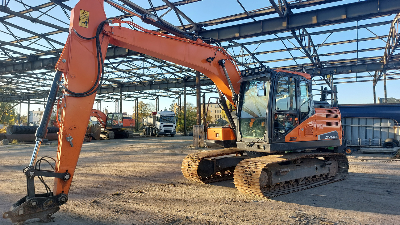 DOOSAN DX140LC-5 - Bæltegravemaskine: billede 1 DOOSAN DX140LC-5 - Bæltegravemaskine: billede 1