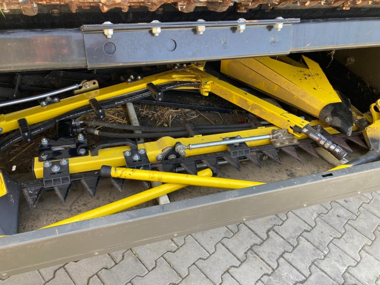 Geringhoff TRUFLEX RAZOR 40FT ZU FENDT IDEAL9 - Skærebord til korn: billede 5 Geringhoff TRUFLEX RAZOR 40FT ZU FENDT IDEAL9 - Skærebord til korn: billede 5