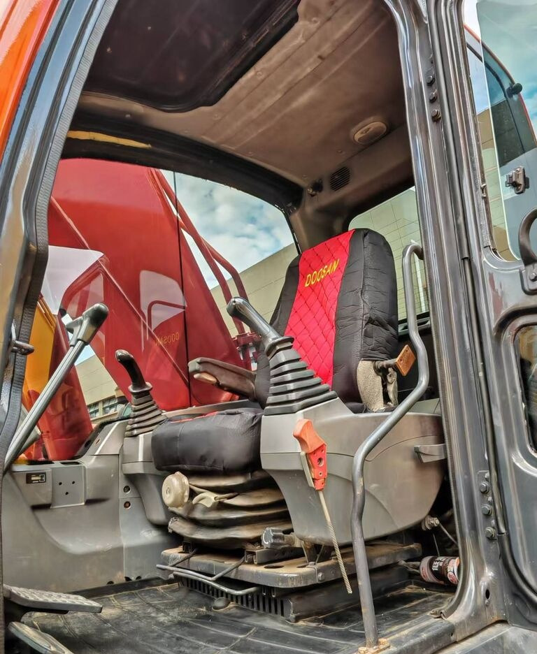 Doosan DX300LC - Bæltegravemaskine: billede 3 Doosan DX300LC - Bæltegravemaskine: billede 3