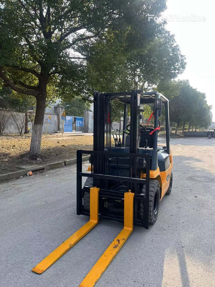 Toyota 7FD30 - Diesel gaffeltruck: billede 4 Toyota 7FD30 - Diesel gaffeltruck: billede 4