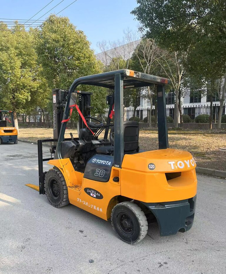 Toyota 7FD30 - Diesel gaffeltruck: billede 1 Toyota 7FD30 - Diesel gaffeltruck: billede 1