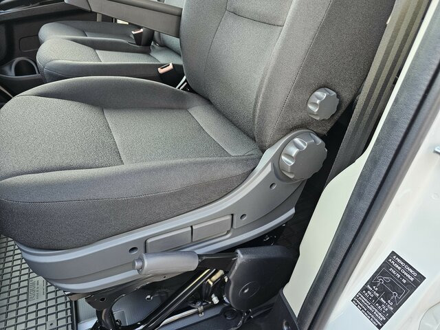 Leje en FIAT Ducato 140 DOKA Pritsche 2,9 Meter Klima DAB... FIAT Ducato 140 DOKA Pritsche 2,9 Meter Klima DAB...: billede 26