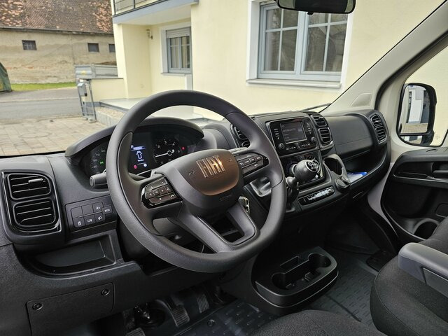 FIAT Ducato 35 MAXI 180 Koffer GFK 2,38 Höhe sofort... - Varebil med kasse: billede 3 FIAT Ducato 35 MAXI 180 Koffer GFK 2,38 Höhe sofort... - Varebil med kasse: billede 3