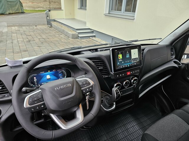 IVECO Daily 35S18HA8V DOKA Hi-Matic 12m³ L2H2 7 Sitze... - Varevogn, Mandskabsbil: billede 2 IVECO Daily 35S18HA8V DOKA Hi-Matic 12m³ L2H2 7 Sitze... - Varevogn, Mandskabsbil: billede 2