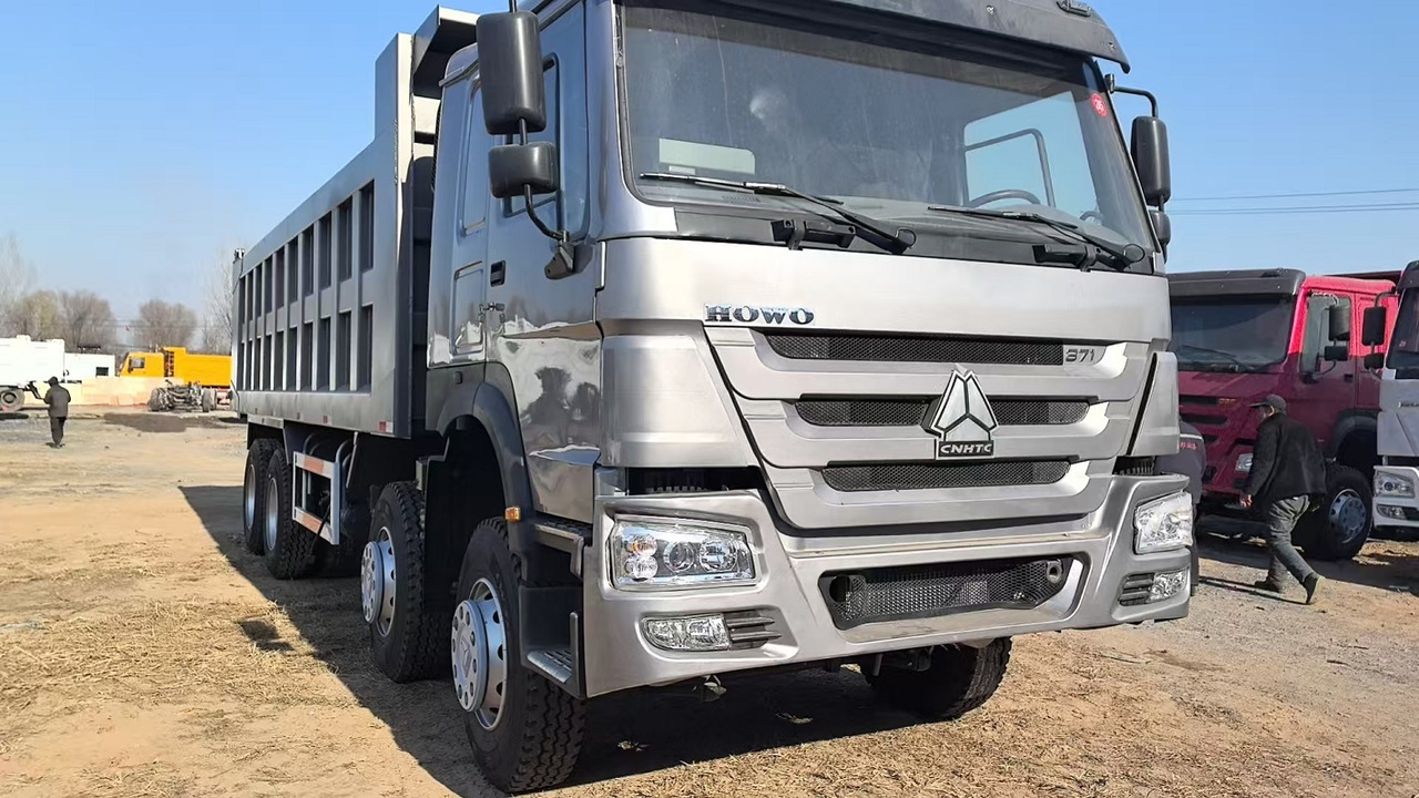 SINOTRUK Howo Dump truck 371hp 8x4 - Tipvogn lastbil: billede 3 SINOTRUK Howo Dump truck 371hp 8x4 - Tipvogn lastbil: billede 3