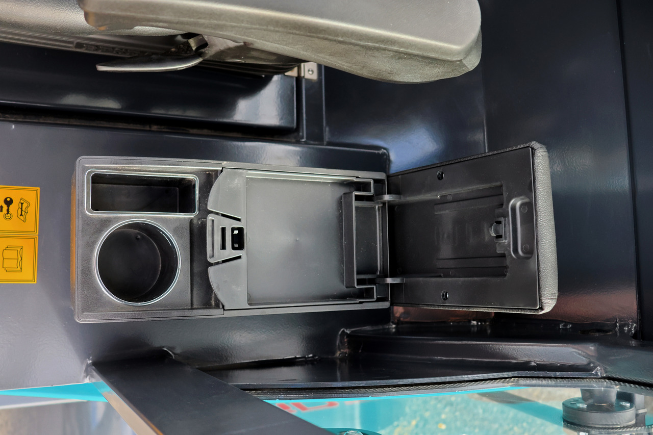 SCHMiDT 4365A - 2.5T Lift , Kubota engine - Gummihjulslæsser: billede 5 SCHMiDT 4365A - 2.5T Lift , Kubota engine - Gummihjulslæsser: billede 5