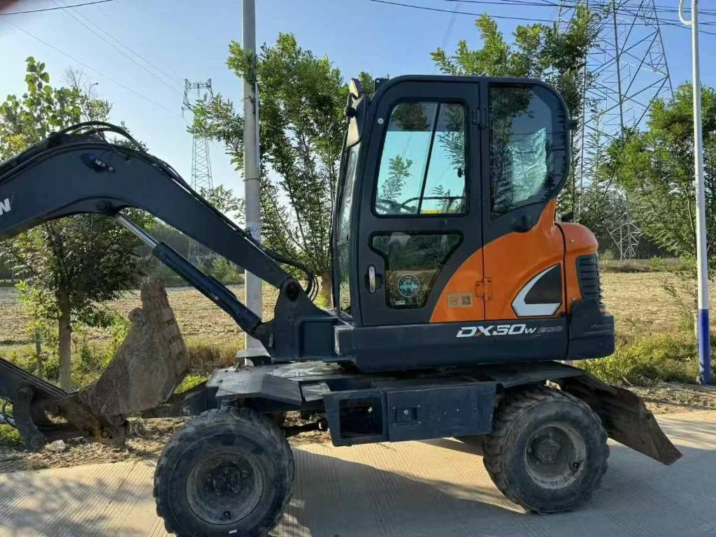 Doosan DX 60 - Bæltegravemaskine: billede 1 Doosan DX 60 - Bæltegravemaskine: billede 1