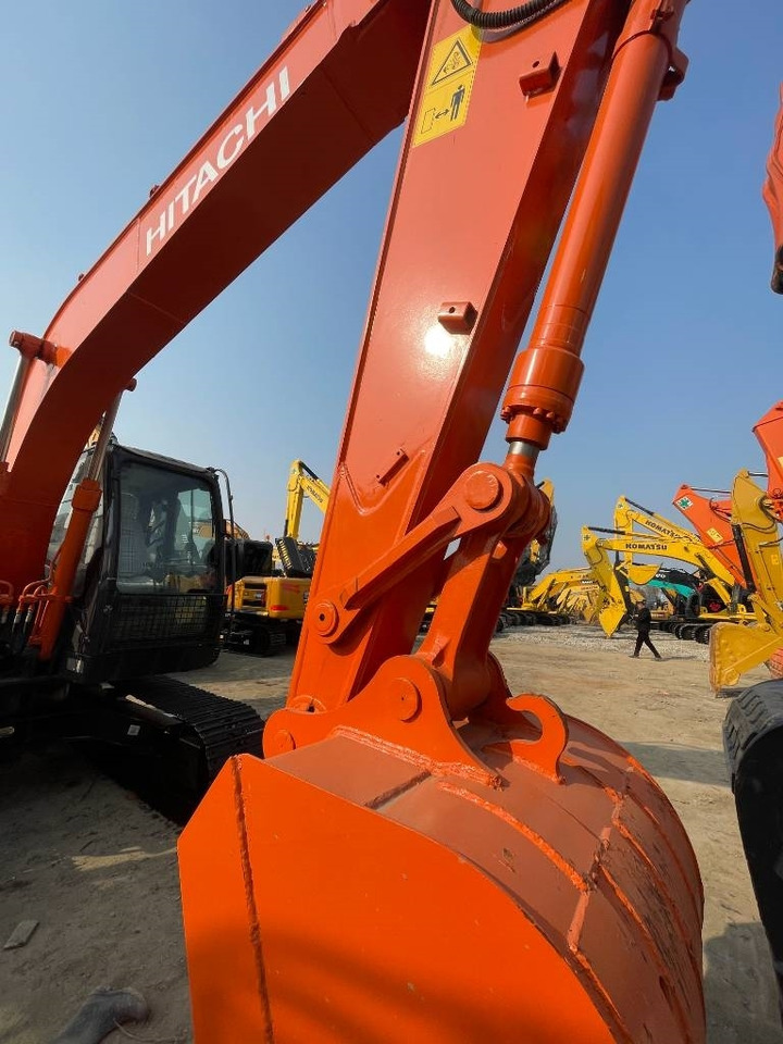Hitachi ZX 130 - Bæltegravemaskine: billede 3 Hitachi ZX 130 - Bæltegravemaskine: billede 3