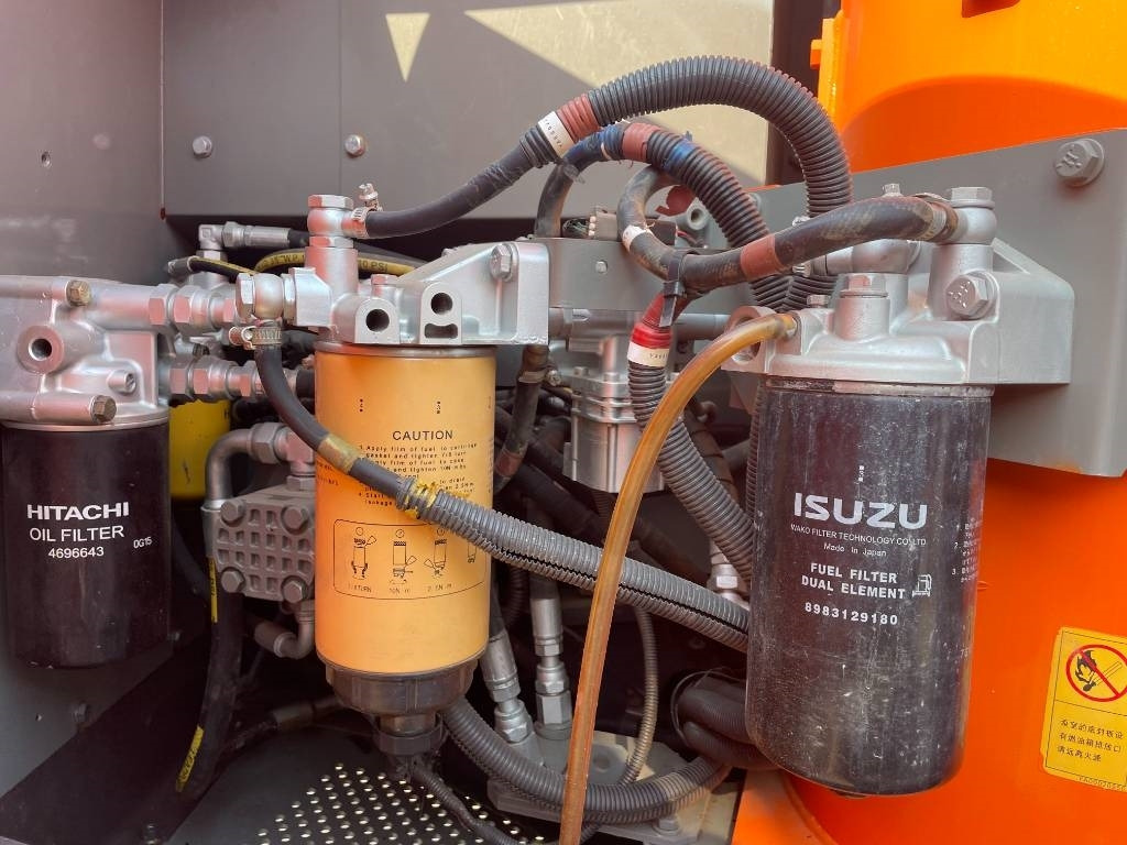 Hitachi ZX 130 - Bæltegravemaskine: billede 5 Hitachi ZX 130 - Bæltegravemaskine: billede 5
