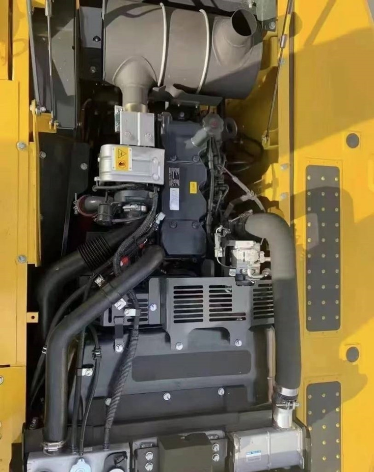 Komatsu PC 200-8 - Bæltegravemaskine: billede 2 Komatsu PC 200-8 - Bæltegravemaskine: billede 2