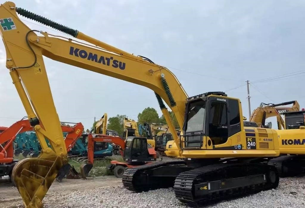 Komatsu PC 240  - Bæltegravemaskine: billede 3 Komatsu PC 240  - Bæltegravemaskine: billede 3