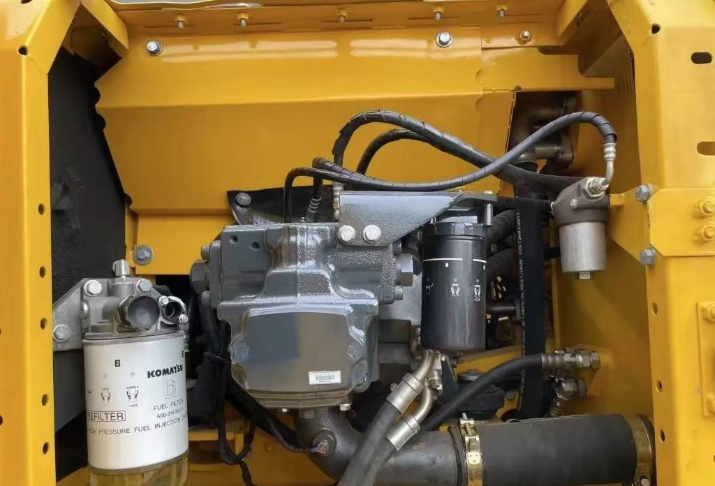 Komatsu PC 240  - Bæltegravemaskine: billede 5 Komatsu PC 240  - Bæltegravemaskine: billede 5