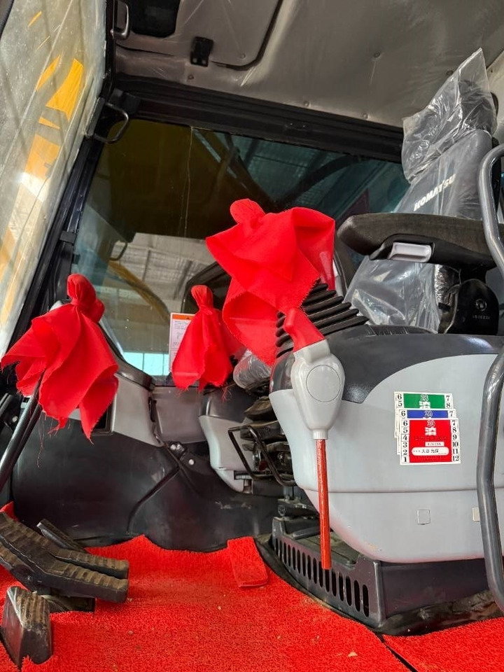 Komatsu PC 350 - Bæltegravemaskine: billede 2 Komatsu PC 350 - Bæltegravemaskine: billede 2