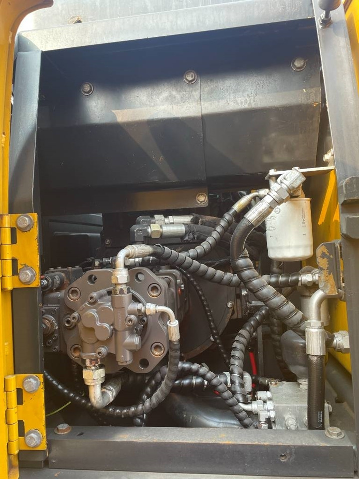 Volvo EC 140 - Bæltegravemaskine: billede 2 Volvo EC 140 - Bæltegravemaskine: billede 2