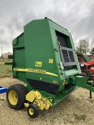 John Deere 592 HIFLOW - Rundballepresse: billede 1 John Deere 592 HIFLOW - Rundballepresse: billede 1