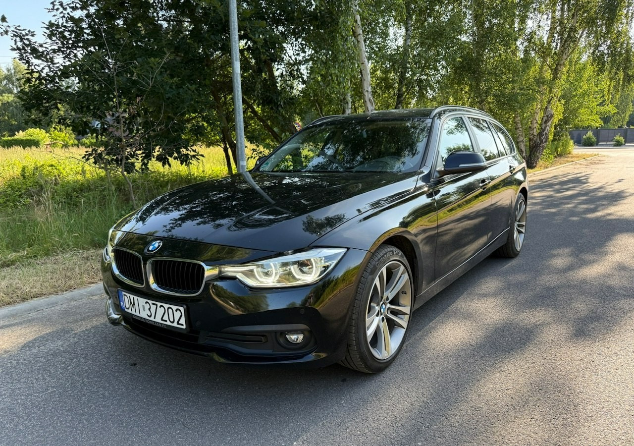 BMW SERIA 3 V (F30/F31/F34) BMW SERIA 3 318d 150KM Automat SportLine*AdaptiveLed*Navi*Półskóra*SerwisBMW* FV - Stationcar: billede 1 BMW SERIA 3 V (F30/F31/F34) BMW SERIA 3 318d 150KM Automat SportLine*AdaptiveLed*Navi*Półskóra*SerwisBMW* FV - Stationcar: billede 1