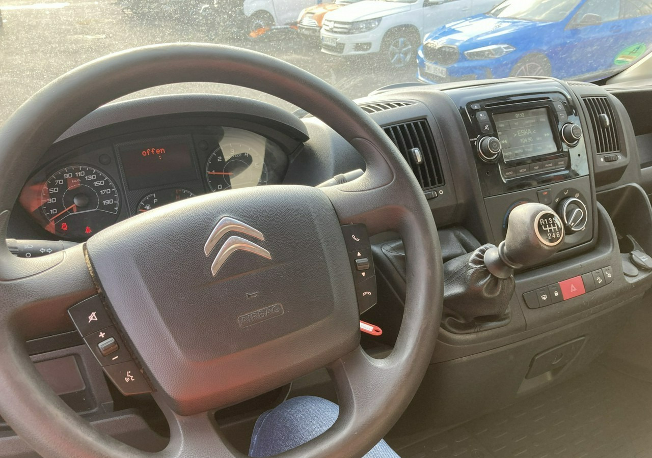 Fødevarer lastbil Citroen Jumper Jumper Autosklep Gastronomiczny Food Truck Foodtruck sklep bar 2015: billede 16 Fødevarer lastbil Citroen Jumper Jumper Autosklep Gastronomiczny Food Truck Foodtruck sklep bar 2015: billede 16