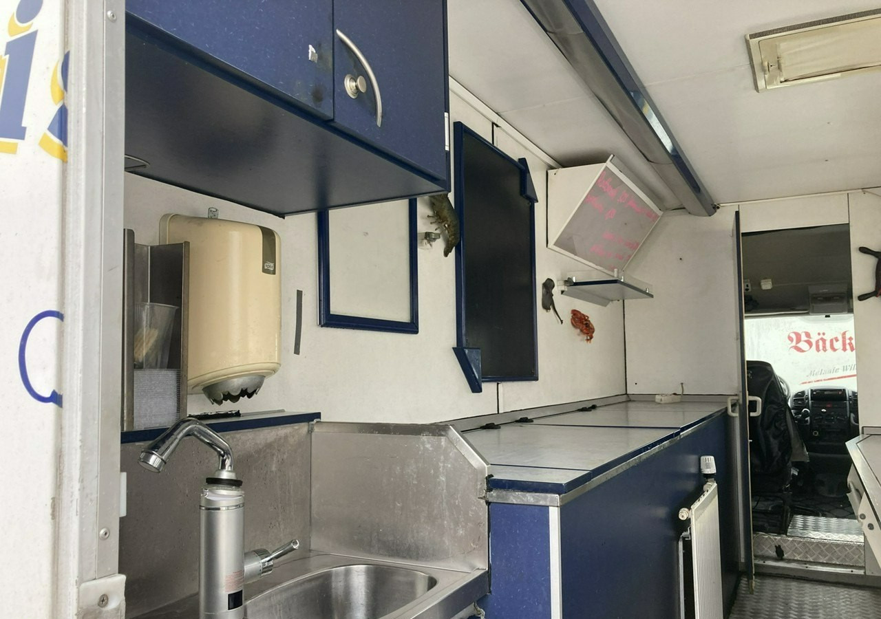 Fiat Ducato Autosklep mięso-ryba Gastronomiczny Food Truck Foodtruck sklep 2004 - Fødevarer lastbil, Varebil: billede 4 Fiat Ducato Autosklep mięso-ryba Gastronomiczny Food Truck Foodtruck sklep 2004 - Fødevarer lastbil, Varebil: billede 4