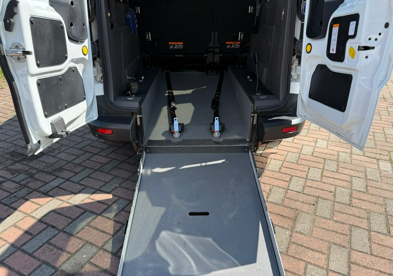 Ford Tourneo Connect II Connect dla niepełnosprawnych Rampa Inwalida PFRON Model 2021 - Bil: billede 4 Ford Tourneo Connect II Connect dla niepełnosprawnych Rampa Inwalida PFRON Model 2021 - Bil: billede 4