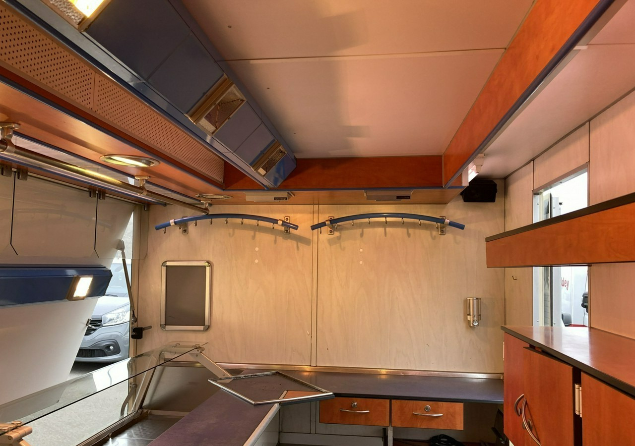 Inna Inny Autosklep wędlin Gastronomiczna food truck foodtruck sklep bar 2000 - Salgsvogn: billede 5 Inna Inny Autosklep wędlin Gastronomiczna food truck foodtruck sklep bar 2000 - Salgsvogn: billede 5