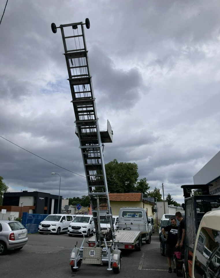 Inna Inny Drabina dekarska winda budowlana zwyżka podnośnik koszowy HD20 Boeck - Lift: billede 4 Inna Inny Drabina dekarska winda budowlana zwyżka podnośnik koszowy HD20 Boeck - Lift: billede 4