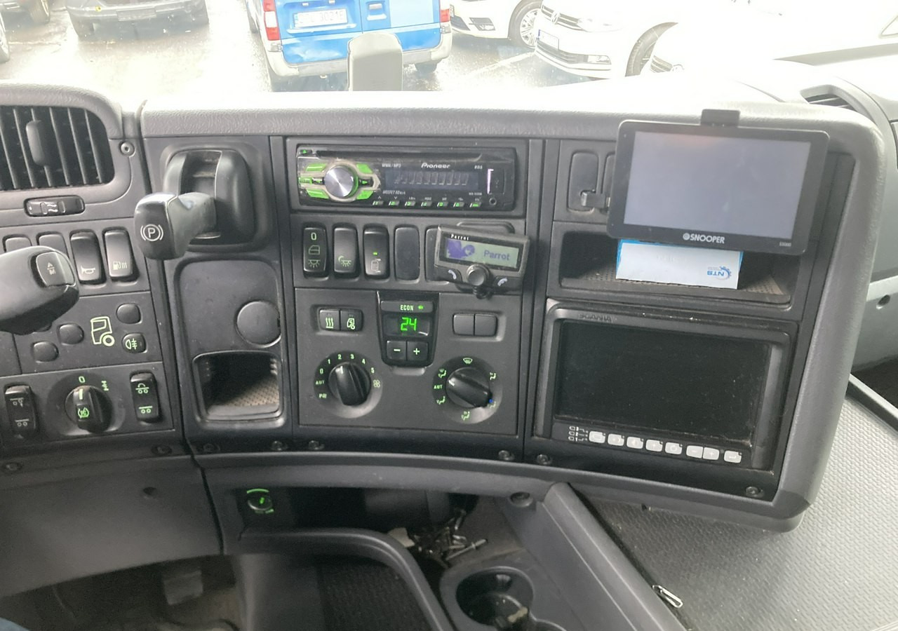 Inna Inny Scania G320 Wózek PALFINGER Firanka Plandeka plandeka Moffett 2012 - Varebil med presenning: billede 5 Inna Inny Scania G320 Wózek PALFINGER Firanka Plandeka plandeka Moffett 2012 - Varebil med presenning: billede 5