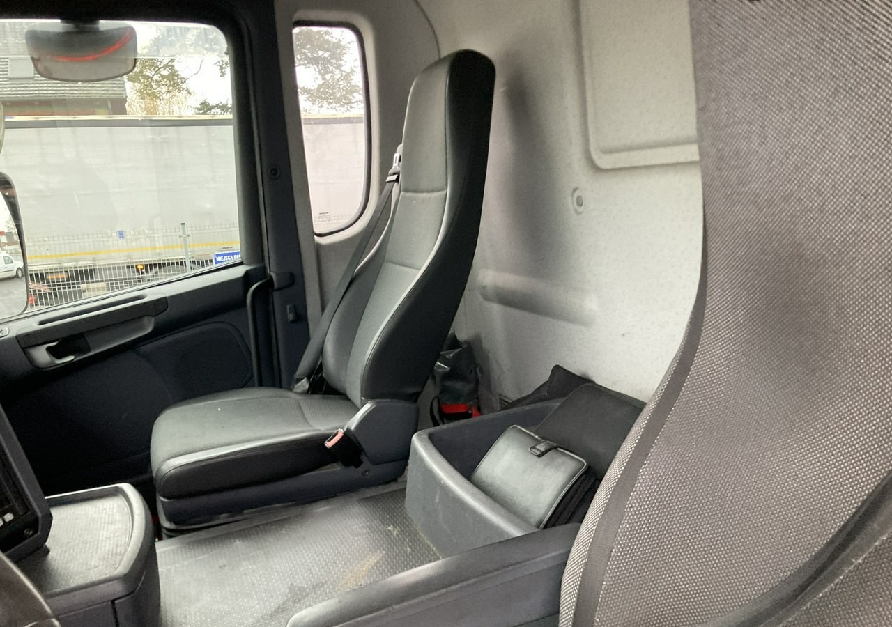 Varebil med presenning Inna Inny Scania G320 Wózek PALFINGER Firanka Plandeka plandeka Moffett 2012: billede 17