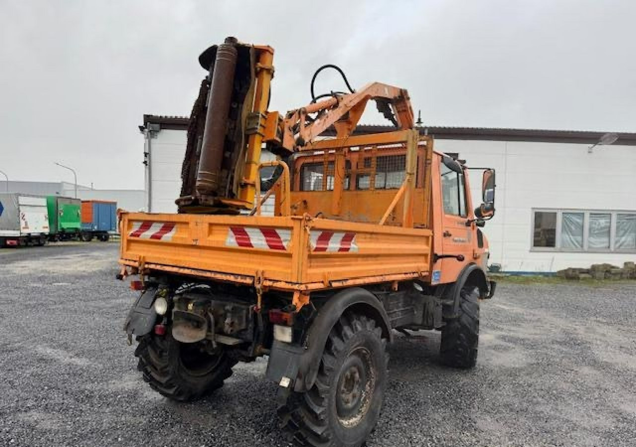 Inna Inny Unimog 4X4 Kosiarka bijakowa teleskopowa posypywarka pług odśnieżark - Lastbil med lad, Utility/ Speciel maskine: billede 2 Inna Inny Unimog 4X4 Kosiarka bijakowa teleskopowa posypywarka pług odśnieżark - Lastbil med lad, Utility/ Speciel maskine: billede 2
