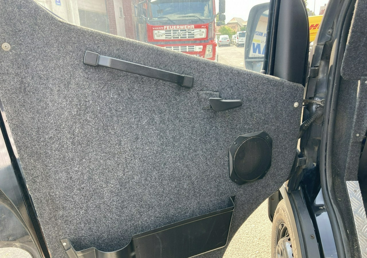 Iveco Daily Iveco 35-130 Bankowóz Kuloodporny Opanceżony pancerny 2015 - Pengetransport: billede 3 Iveco Daily Iveco 35-130 Bankowóz Kuloodporny Opanceżony pancerny 2015 - Pengetransport: billede 3