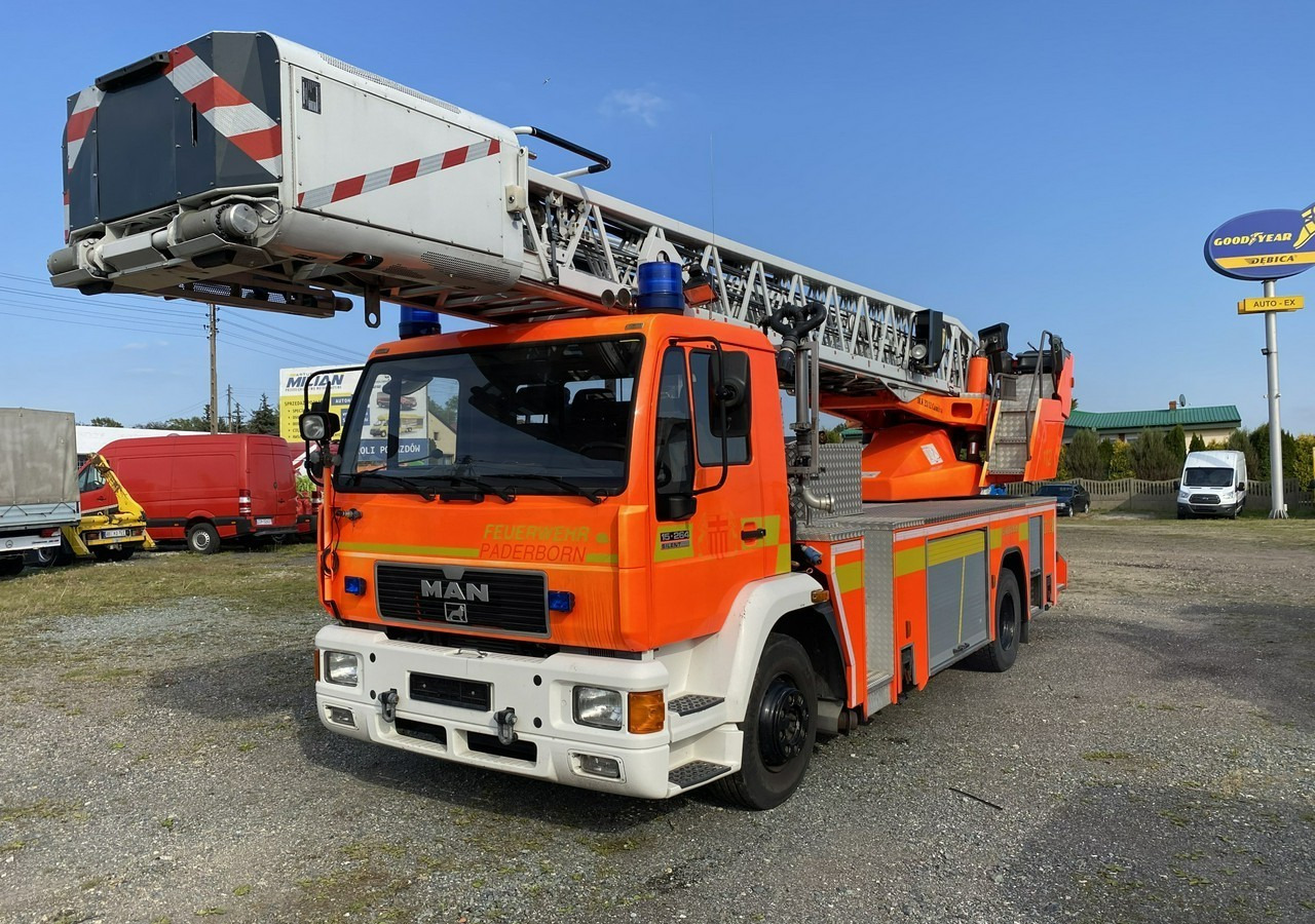 MAN Inny MAN MAN 15,264 Straż pożarna drabina Strażacka zwyżka 30metrów 1999 - Brandbil: billede 1 MAN Inny MAN MAN 15,264 Straż pożarna drabina Strażacka zwyżka 30metrów 1999 - Brandbil: billede 1