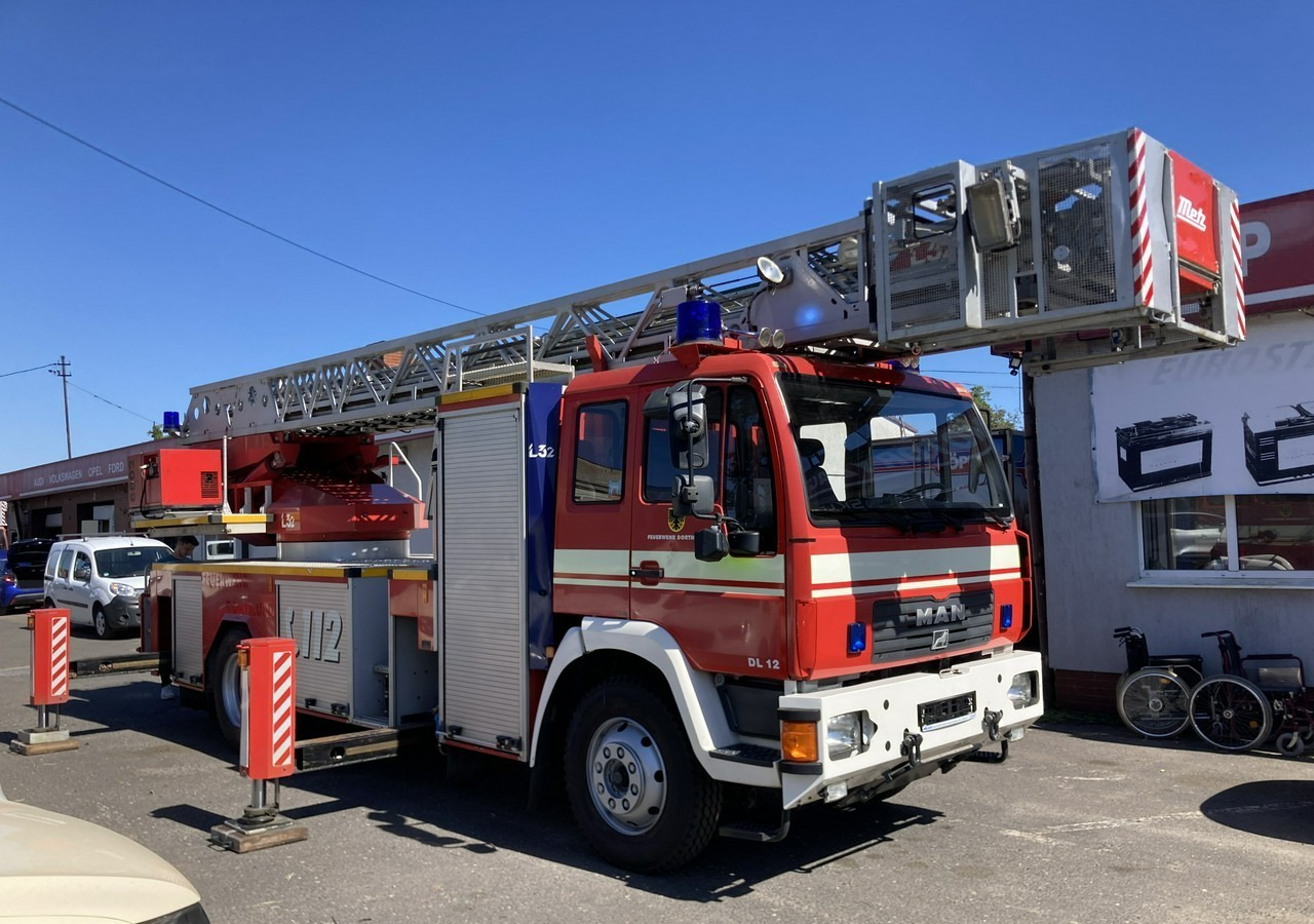 MAN Inny MAN Man 15,280 Straż pożarna drabina Strażacka zwyżka podnośnik 32m Metz - Brandbil: billede 1 MAN Inny MAN Man 15,280 Straż pożarna drabina Strażacka zwyżka podnośnik 32m Metz - Brandbil: billede 1