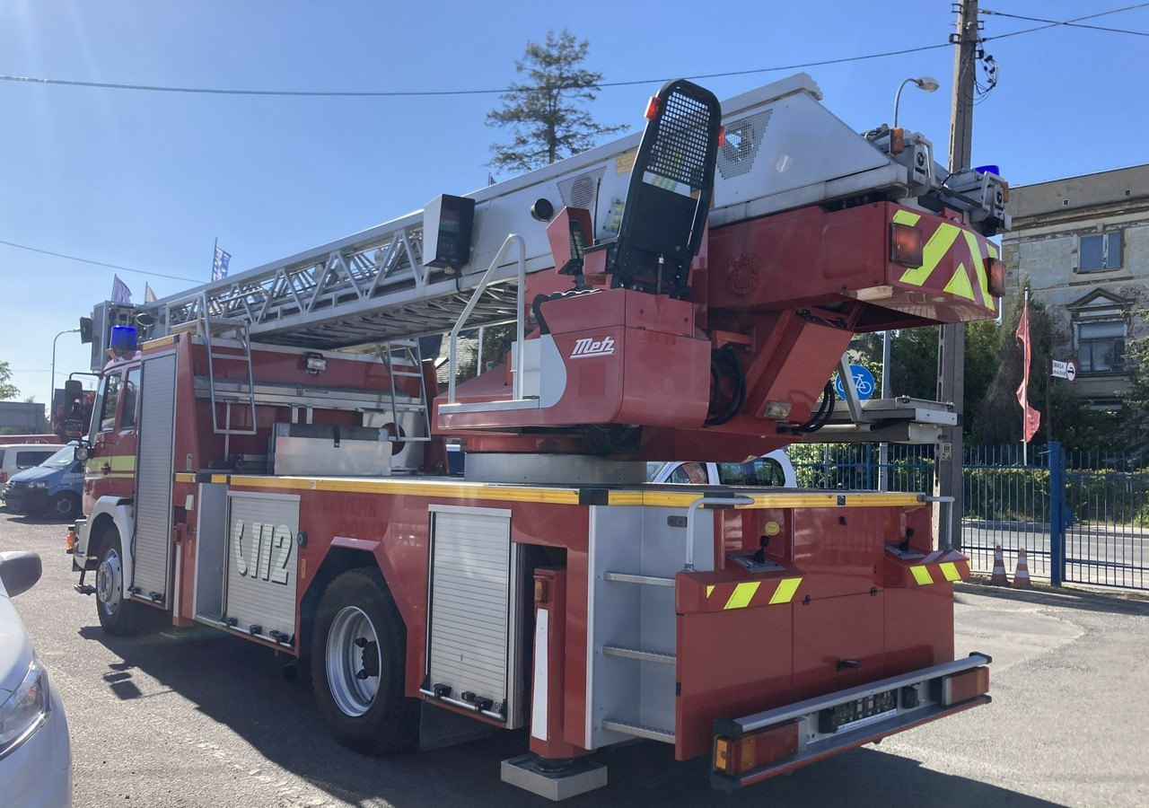 MAN L 2000 MAN 15,280 Straż pożarna drabina Strażacka zwyżka 32m Metz Model 20 - Brandbil: billede 3 MAN L 2000 MAN 15,280 Straż pożarna drabina Strażacka zwyżka 32m Metz Model 20 - Brandbil: billede 3