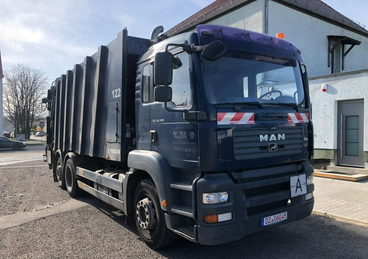 MAN TGA 26.320 Śmieciarka TGA 26.320 Śmieciarka Powerpress 525 FAUN 2008 - Affaldsmaskine: billede 1 MAN TGA 26.320 Śmieciarka TGA 26.320 Śmieciarka Powerpress 525 FAUN 2008 - Affaldsmaskine: billede 1