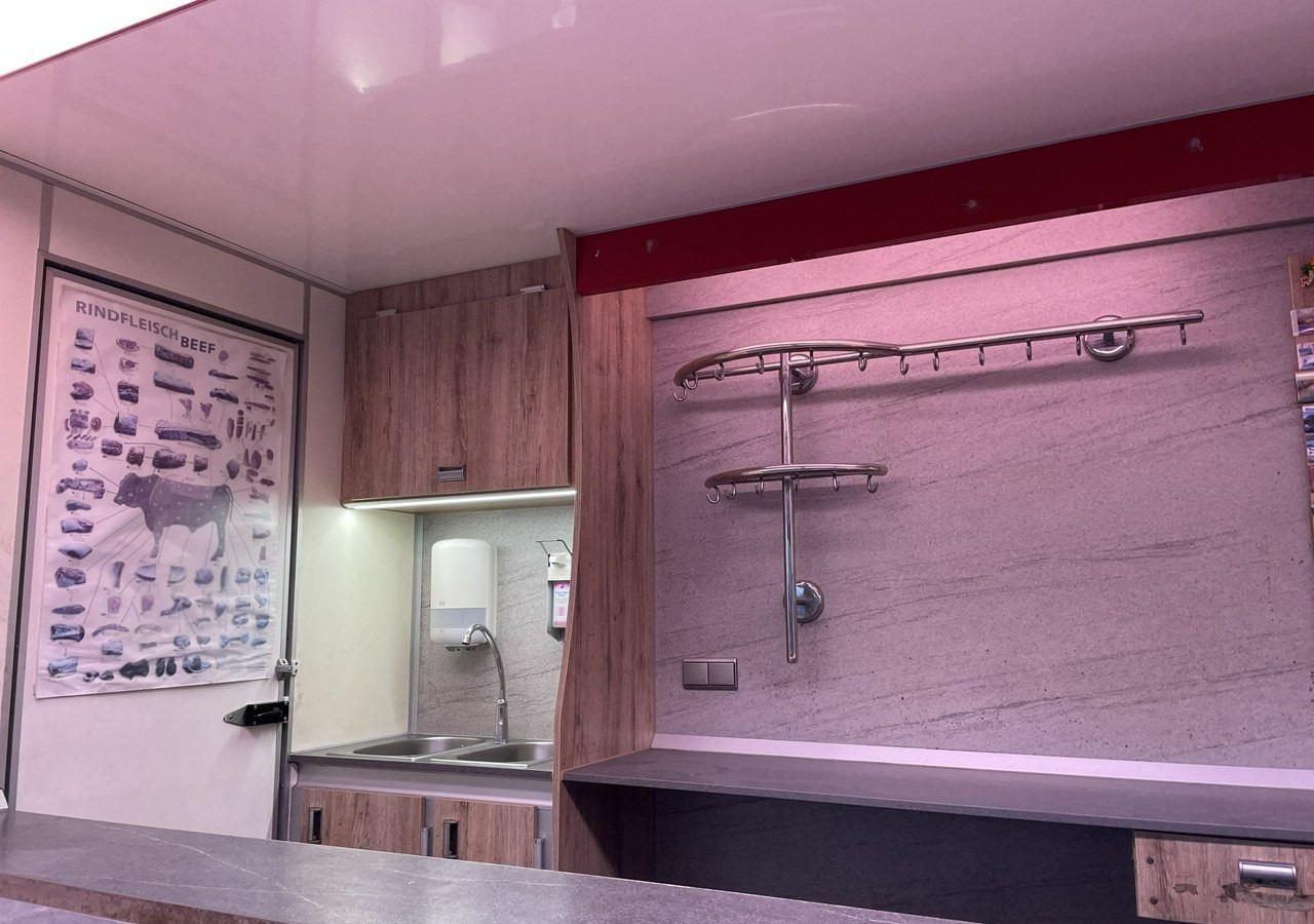 Renault Master Autosklep wędlin Gastronomiczna food truck foodtruck sklep Borco 202 - Øvrig maskin: billede 5 Renault Master Autosklep wędlin Gastronomiczna food truck foodtruck sklep Borco 202 - Øvrig maskin: billede 5