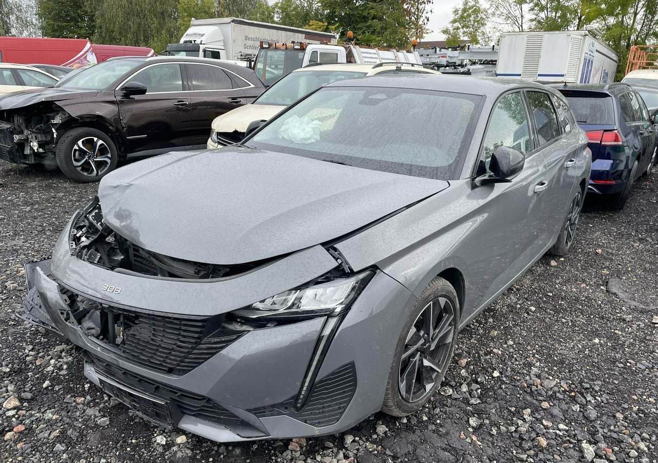 Peugeot 308 P5 Peugeot 308 1.5-131KM BlueHDi Allure Pack S&S EAT8 Salon PL 2024 - Stationcar: billede 2 Peugeot 308 P5 Peugeot 308 1.5-131KM BlueHDi Allure Pack S&S EAT8 Salon PL 2024 - Stationcar: billede 2