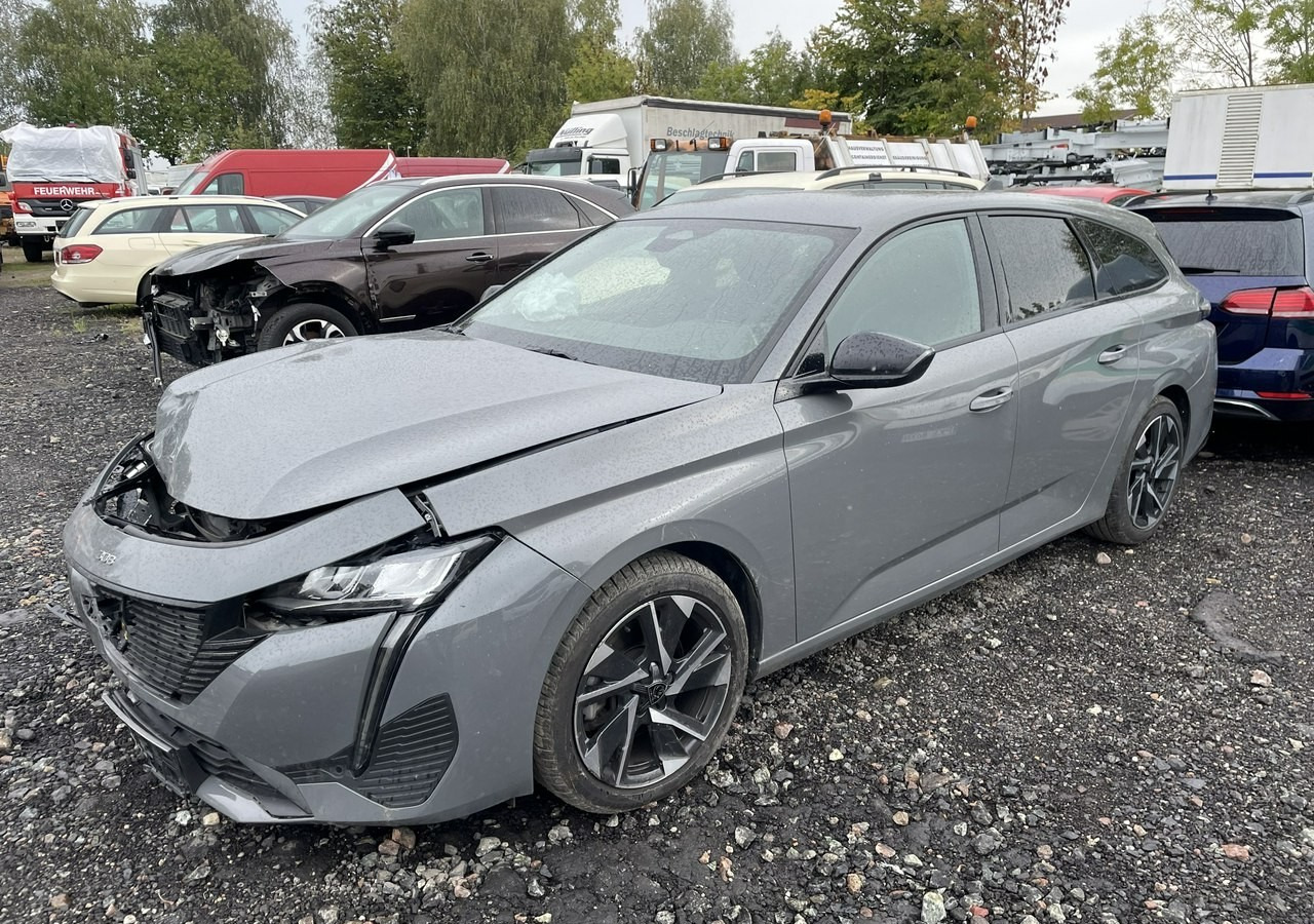 Peugeot 308 P5 Peugeot 308 1.5-131KM BlueHDi Allure Pack S&S EAT8 Salon PL 2024 - Stationcar: billede 5 Peugeot 308 P5 Peugeot 308 1.5-131KM BlueHDi Allure Pack S&S EAT8 Salon PL 2024 - Stationcar: billede 5