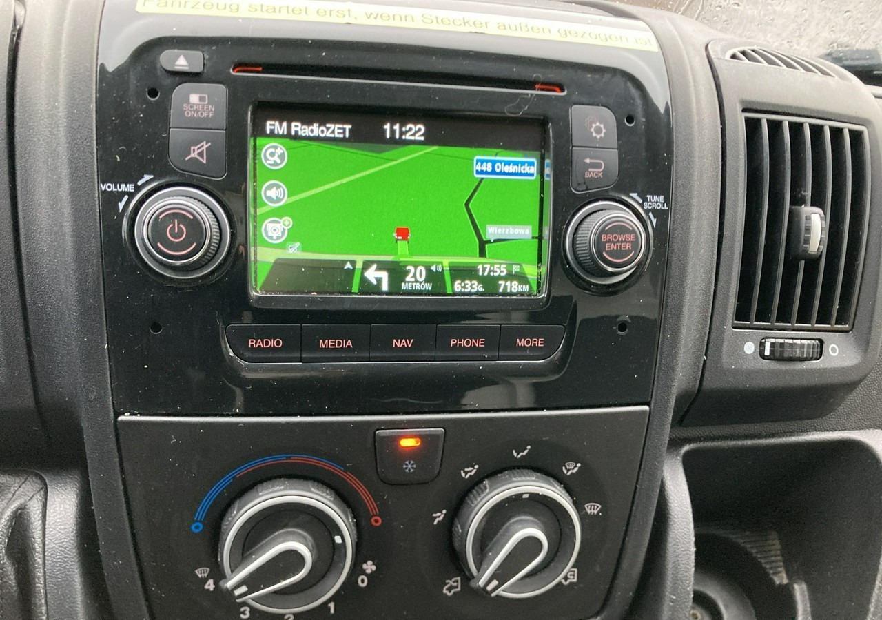 Fødevarer lastbil Peugeot Boxer Autosklep pieczywa Gastronomiczny Food Truck Foodtruck sklep 2018: billede 17 Fødevarer lastbil Peugeot Boxer Autosklep pieczywa Gastronomiczny Food Truck Foodtruck sklep 2018: billede 17