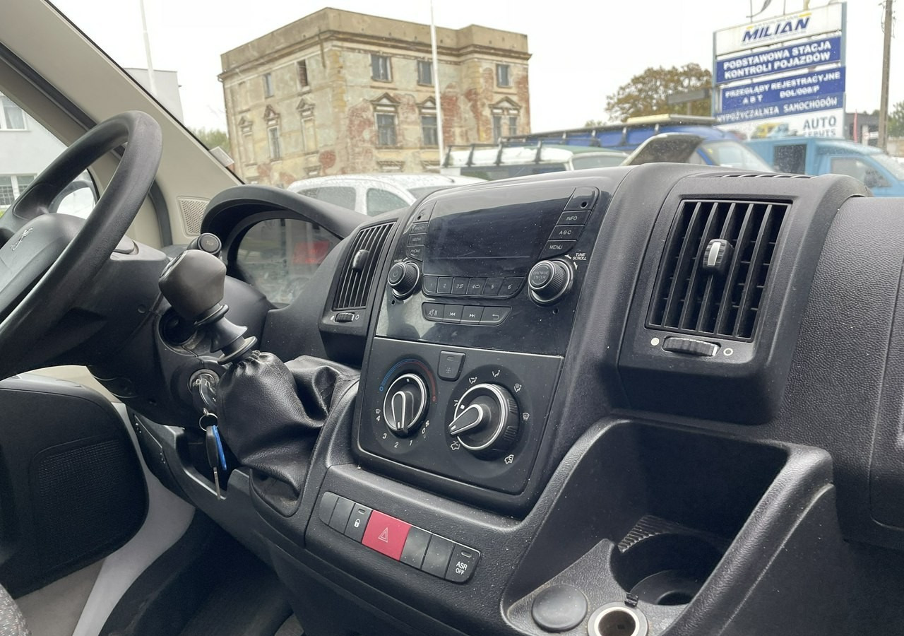 Peugeot Boxer Peugeot Boxer 2.0-130KM klima dokka Brygadówka doka 122tkm 2018 - Ladbil, Mandskabsbil: billede 5 Peugeot Boxer Peugeot Boxer 2.0-130KM klima dokka Brygadówka doka 122tkm 2018 - Ladbil, Mandskabsbil: billede 5