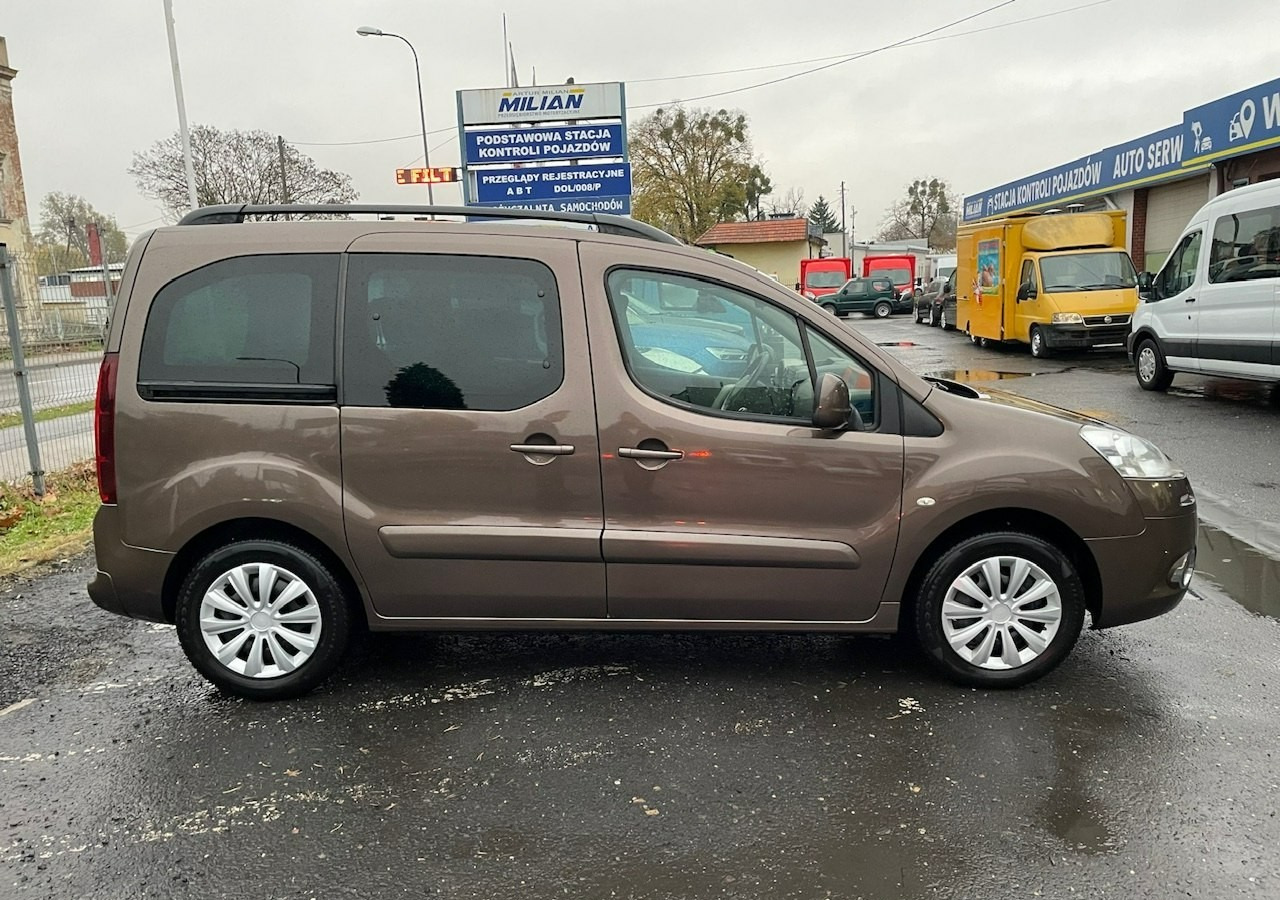 Peugeot Partner II Peugeot Partner Tepee 1.6 VTi 120KM Family Model 2013 - Stationcar: billede 5 Peugeot Partner II Peugeot Partner Tepee 1.6 VTi 120KM Family Model 2013 - Stationcar: billede 5