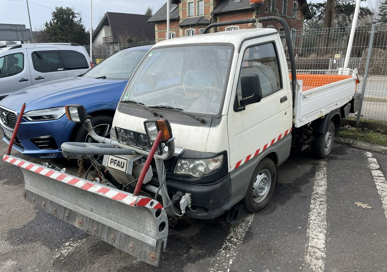 Piaggio Piaggio PFAU Wywrotka 4X4 posypywarka odśnieżarka pług 2009 - Snerydningsmaskine: billede 4 Piaggio Piaggio PFAU Wywrotka 4X4 posypywarka odśnieżarka pług 2009 - Snerydningsmaskine: billede 4