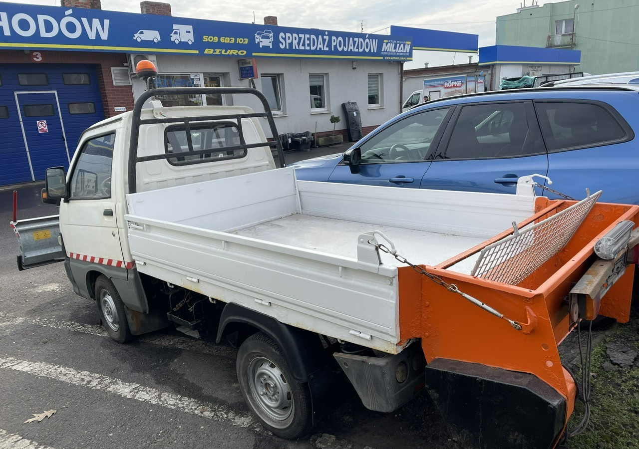 Piaggio Piaggio PFAU Wywrotka 4X4 posypywarka odśnieżarka pług 2009 - Snerydningsmaskine: billede 2 Piaggio Piaggio PFAU Wywrotka 4X4 posypywarka odśnieżarka pług 2009 - Snerydningsmaskine: billede 2