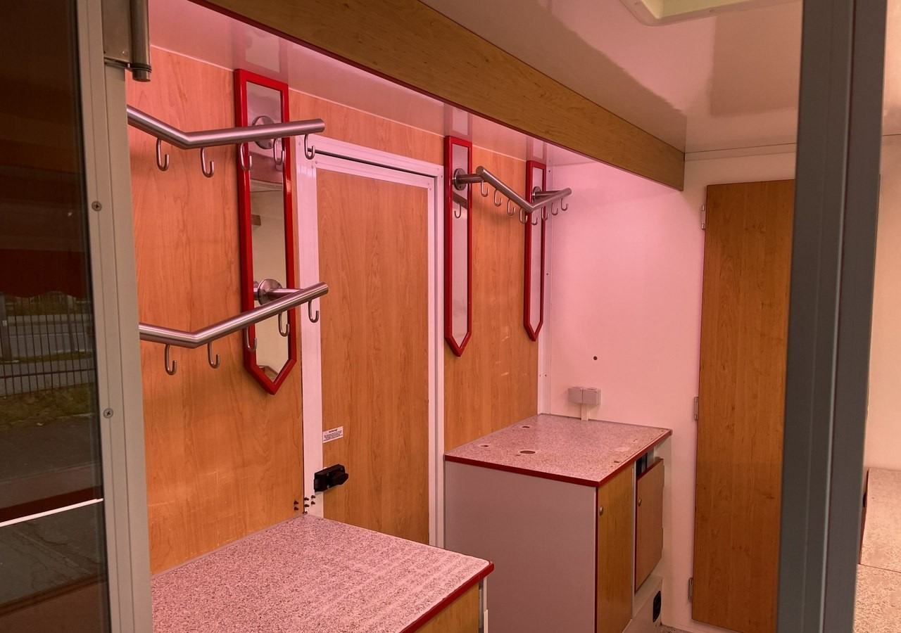 Renault Master Autosklep Wędli Gastronomiczny Food Truck Foodtruck sklep W-zasil 20 - Fødevarer lastbil: billede 5 Renault Master Autosklep Wędli Gastronomiczny Food Truck Foodtruck sklep W-zasil 20 - Fødevarer lastbil: billede 5