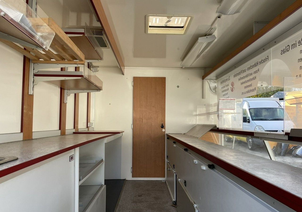 Renault Master Master Autosklep Gastronomiczny Food Truck Foodtruck Sklep bar 2009 - Fødevarer lastbil: billede 2 Renault Master Master Autosklep Gastronomiczny Food Truck Foodtruck Sklep bar 2009 - Fødevarer lastbil: billede 2