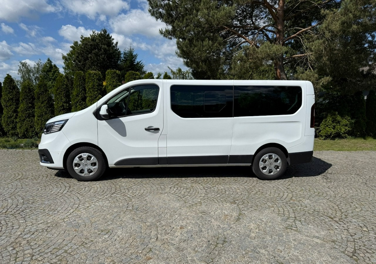 Renault Trafic III 2.0dci 110KM L2H1 LONG 9-osobowy 2xKlima Navi Kamera 2022 - Bil: billede 2 Renault Trafic III 2.0dci 110KM L2H1 LONG 9-osobowy 2xKlima Navi Kamera 2022 - Bil: billede 2